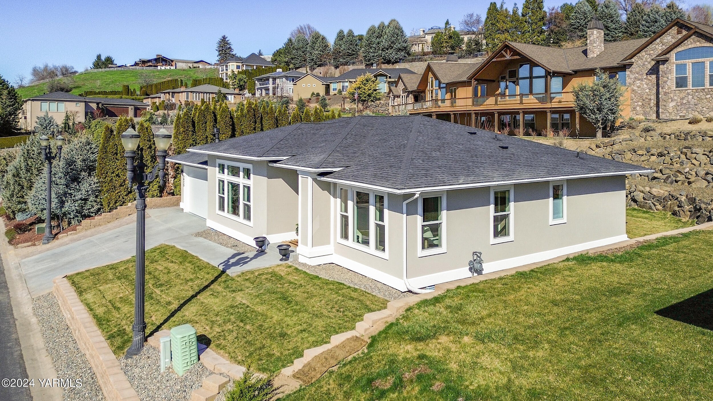 5825 Scenic Ridge Loop  