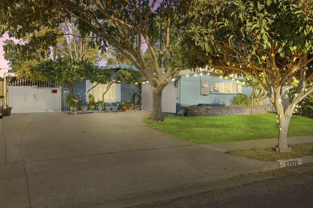 27522 ORLANDO AVE  
