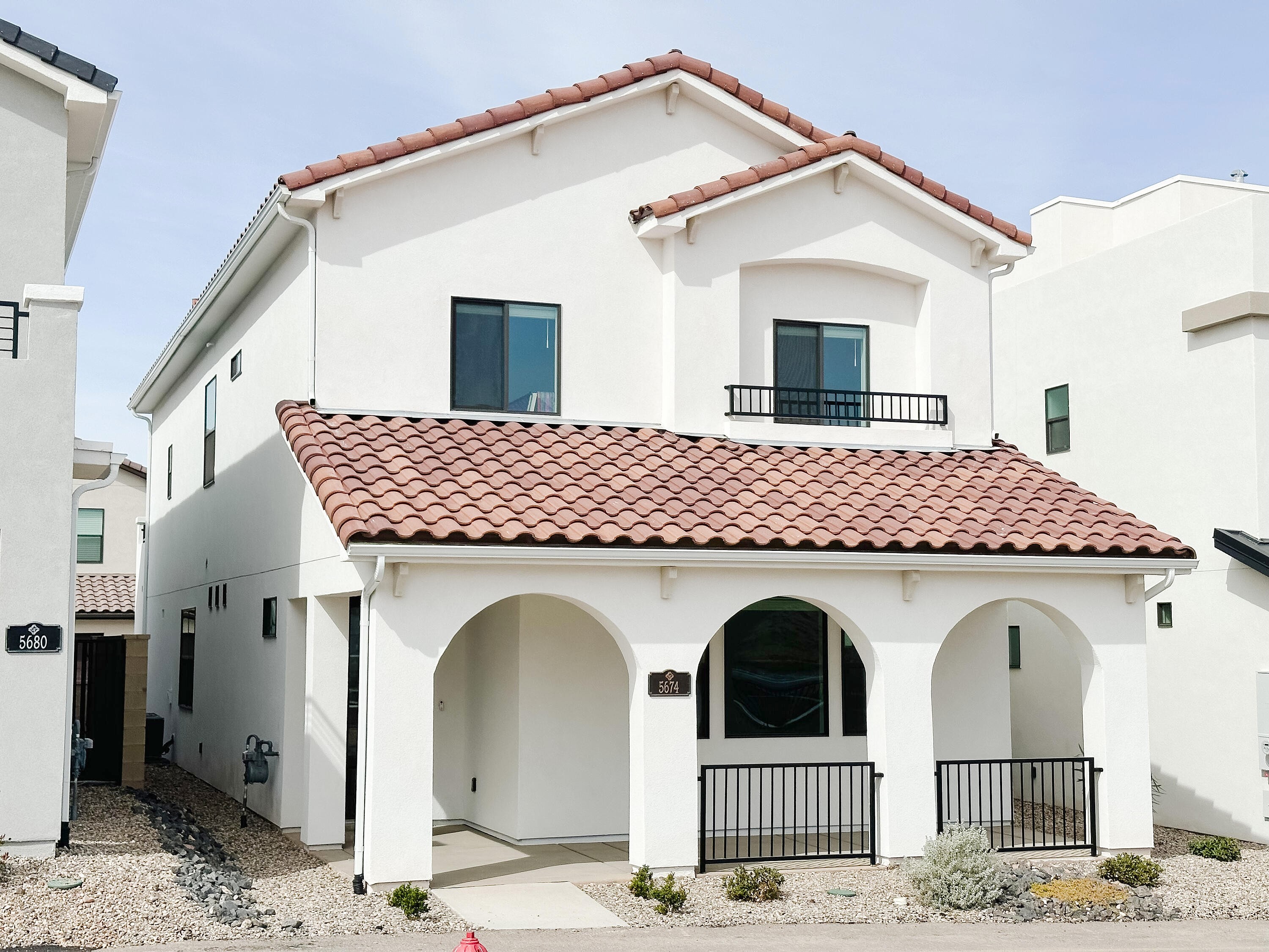 5674 S Carnelian Pkwy