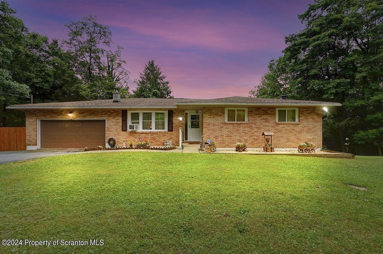 29 Lake Louis Rd  