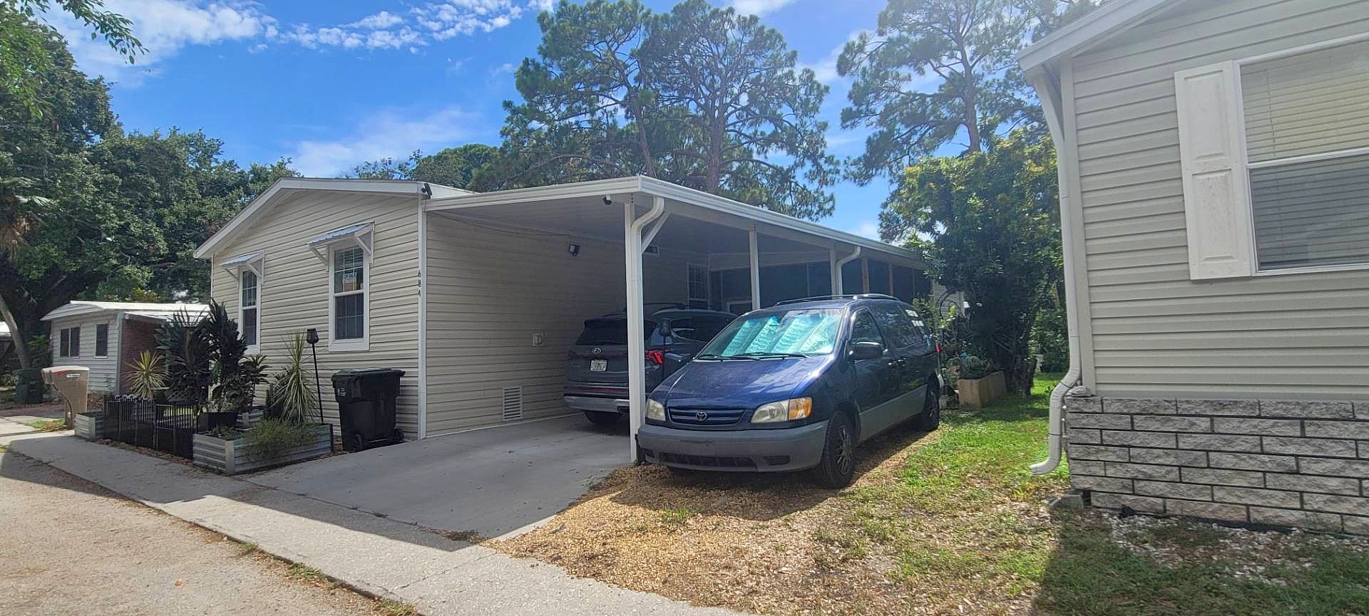 7501 142nd Ave N Unit 684