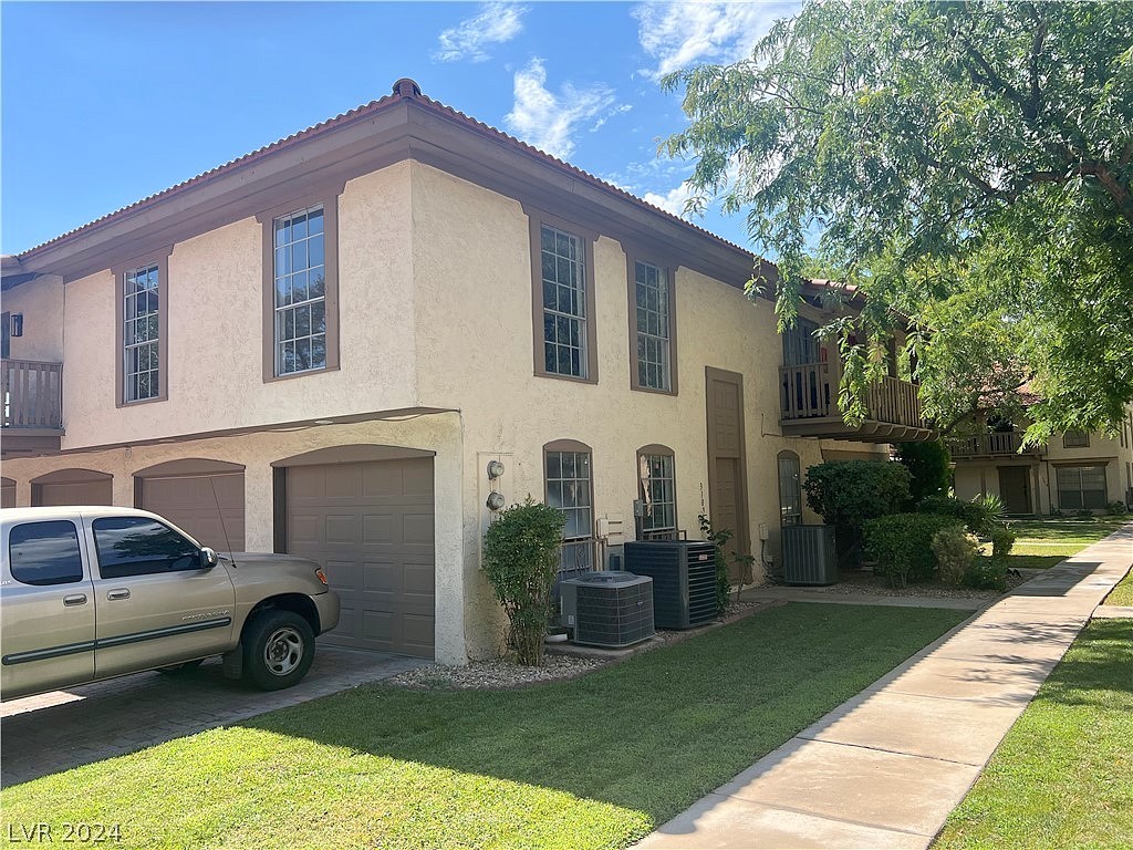 3035 PINEHURST DR Unit C