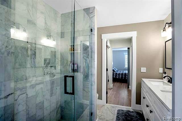 23775 POINT O WOODS CT  