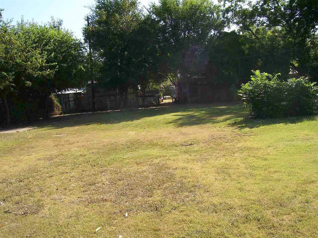 618 SW DOOLITTLE AVE