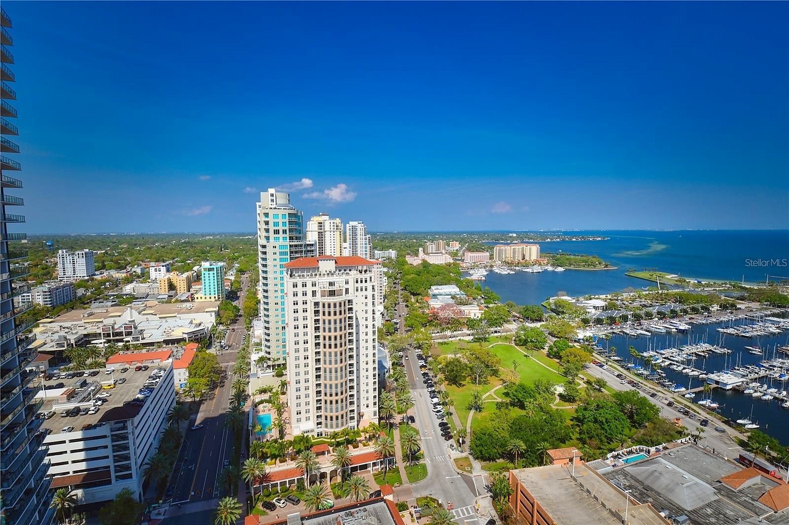 1 Beach Dr SE Unit 912  