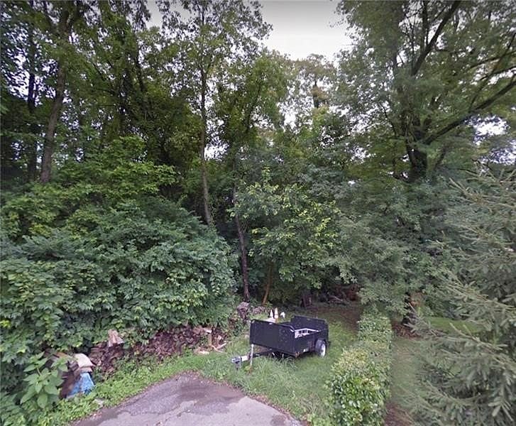 Lot 212 214 216 Hudson St  