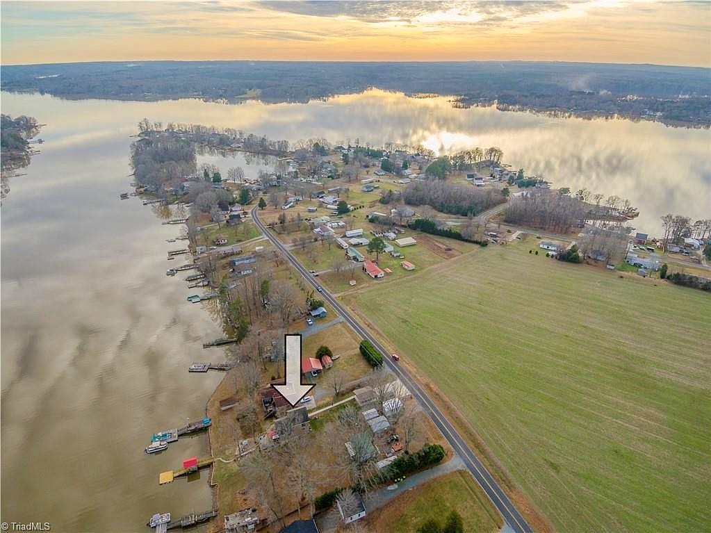 1868 Riverview Rd Ext  