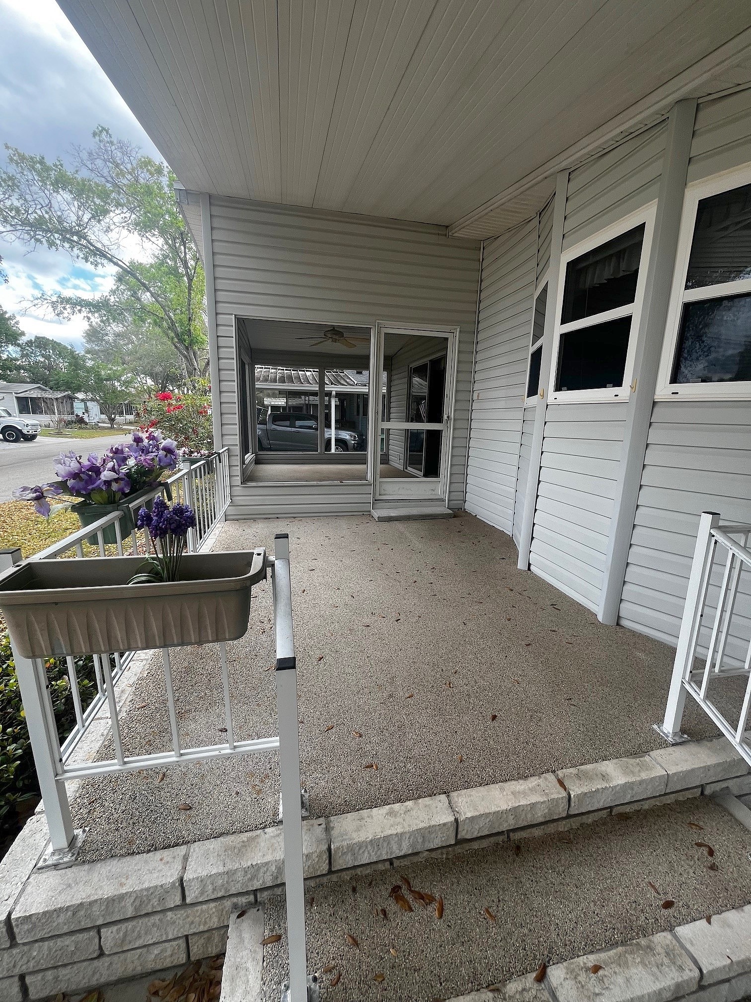 655 London Bridge Rd Unit 360  