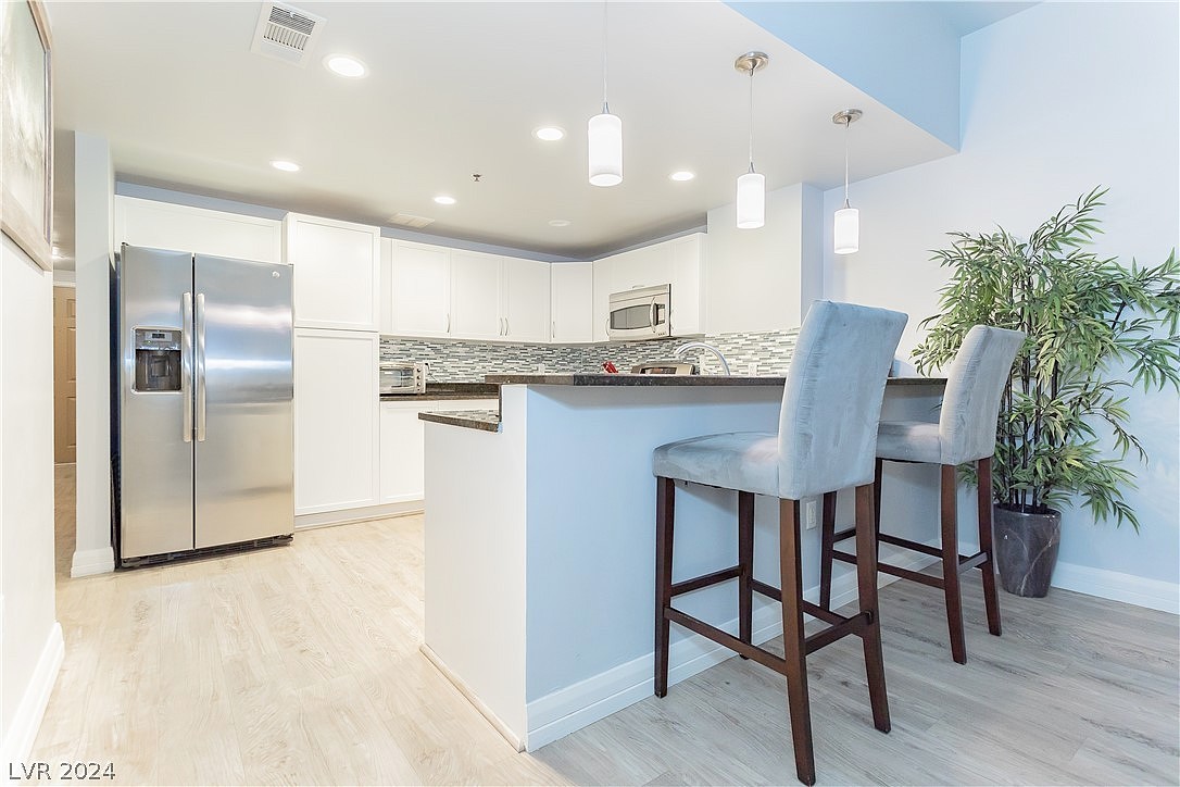 150 Las Vegas Blvd N Unit 912  