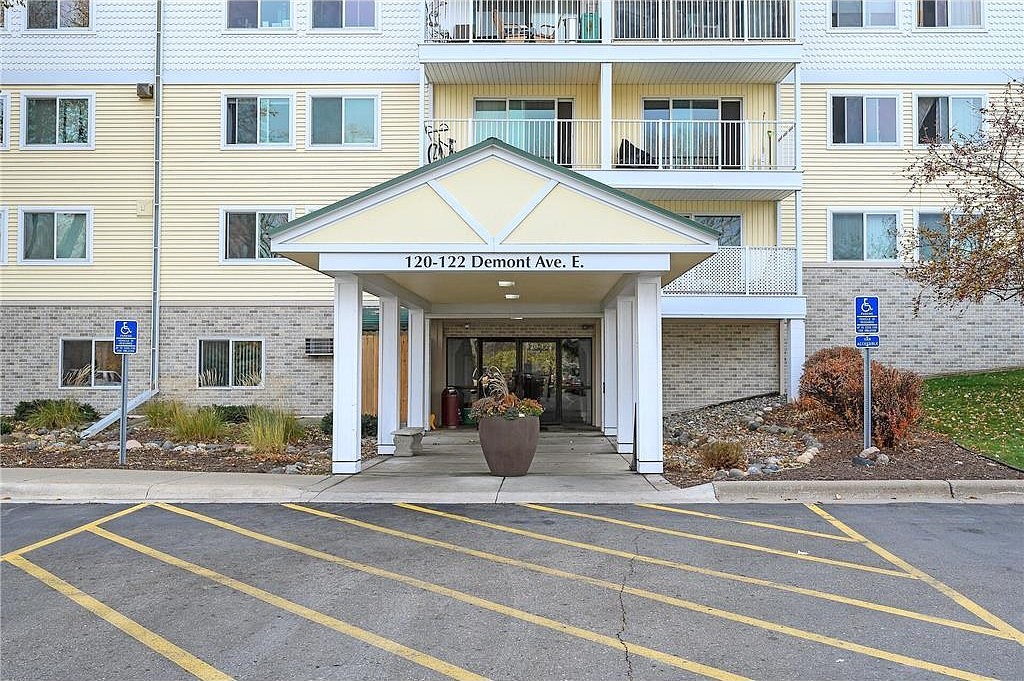 132 Demont Ave E Unit 334  