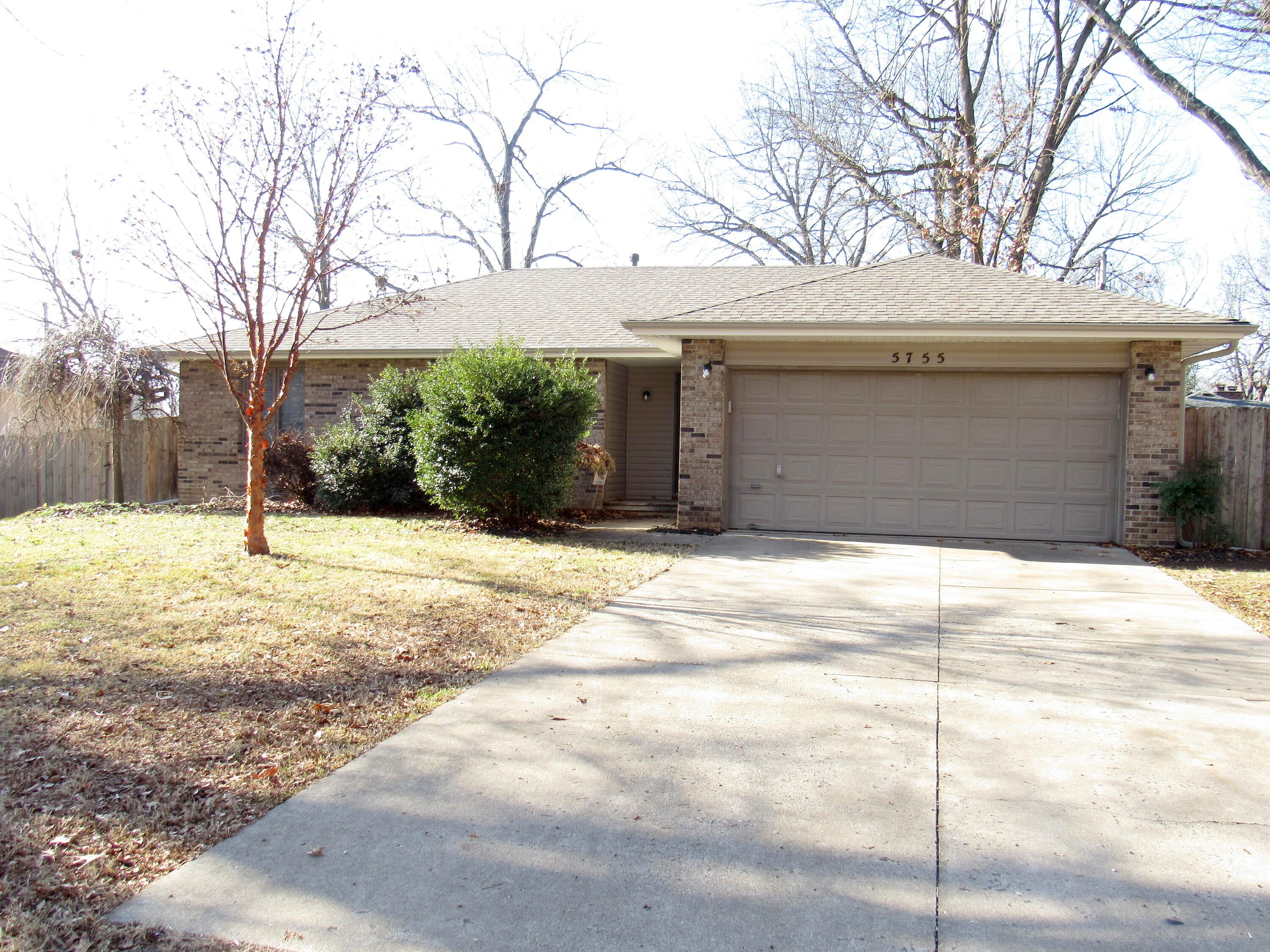 5755 S MORNING GLORY LN