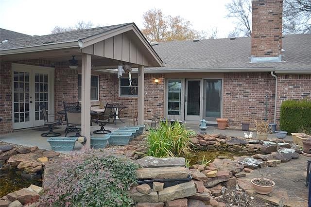 800 McArthur Ln  