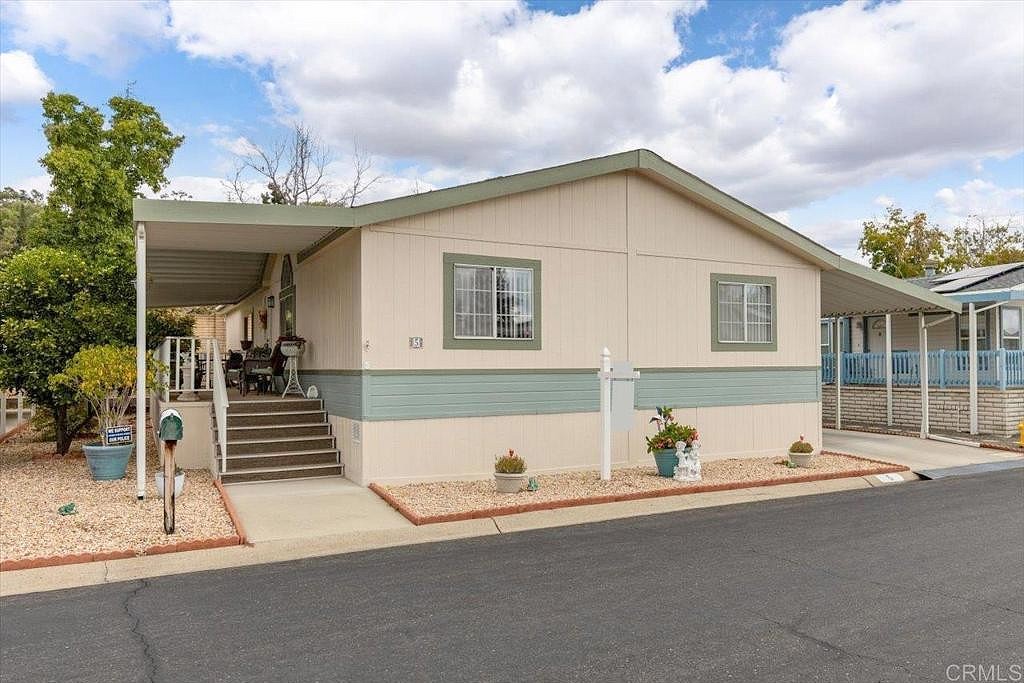 525 W El Norte Pkwy W Unit 5  