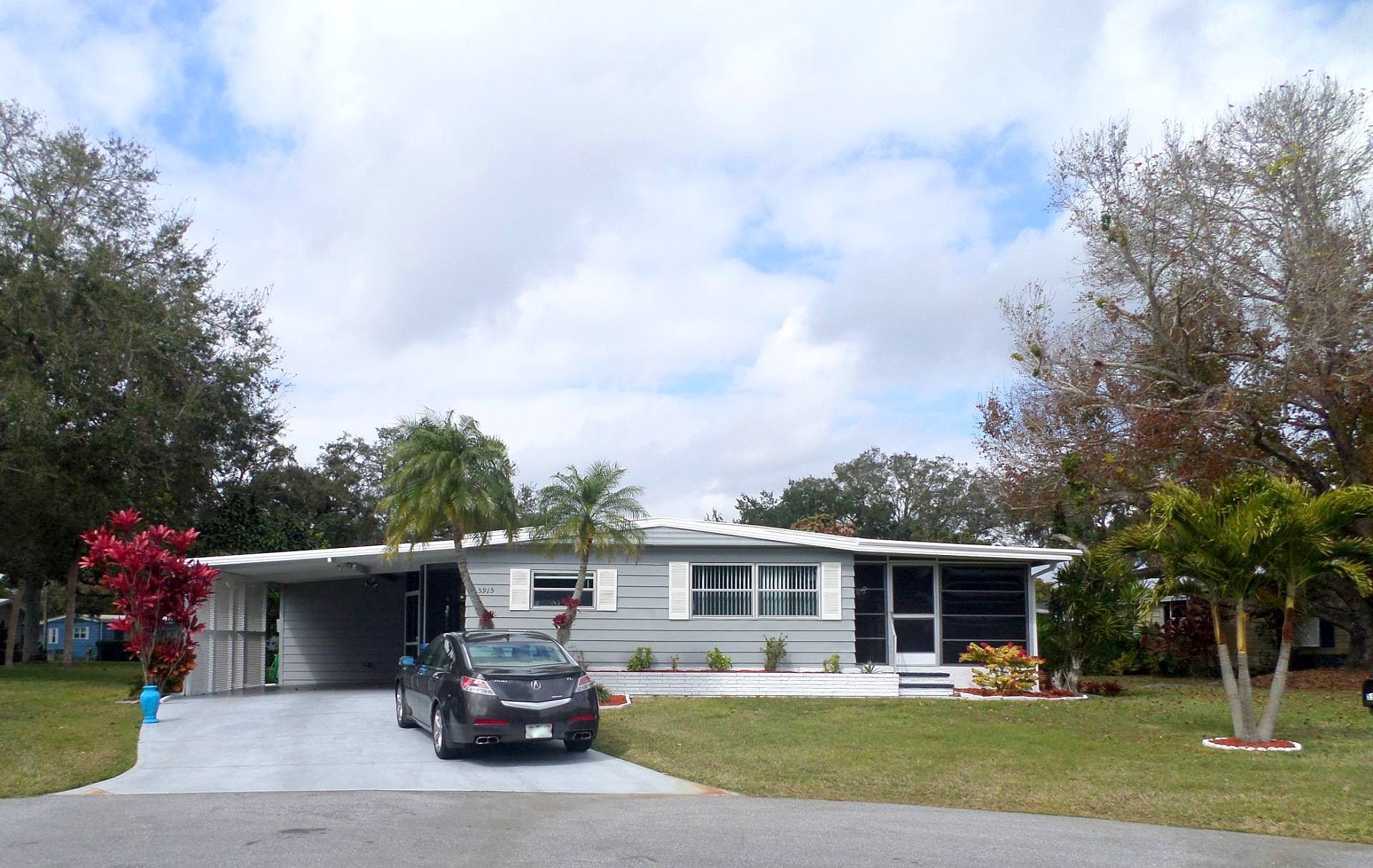 5915 Brigadoon Cir Unit 222  