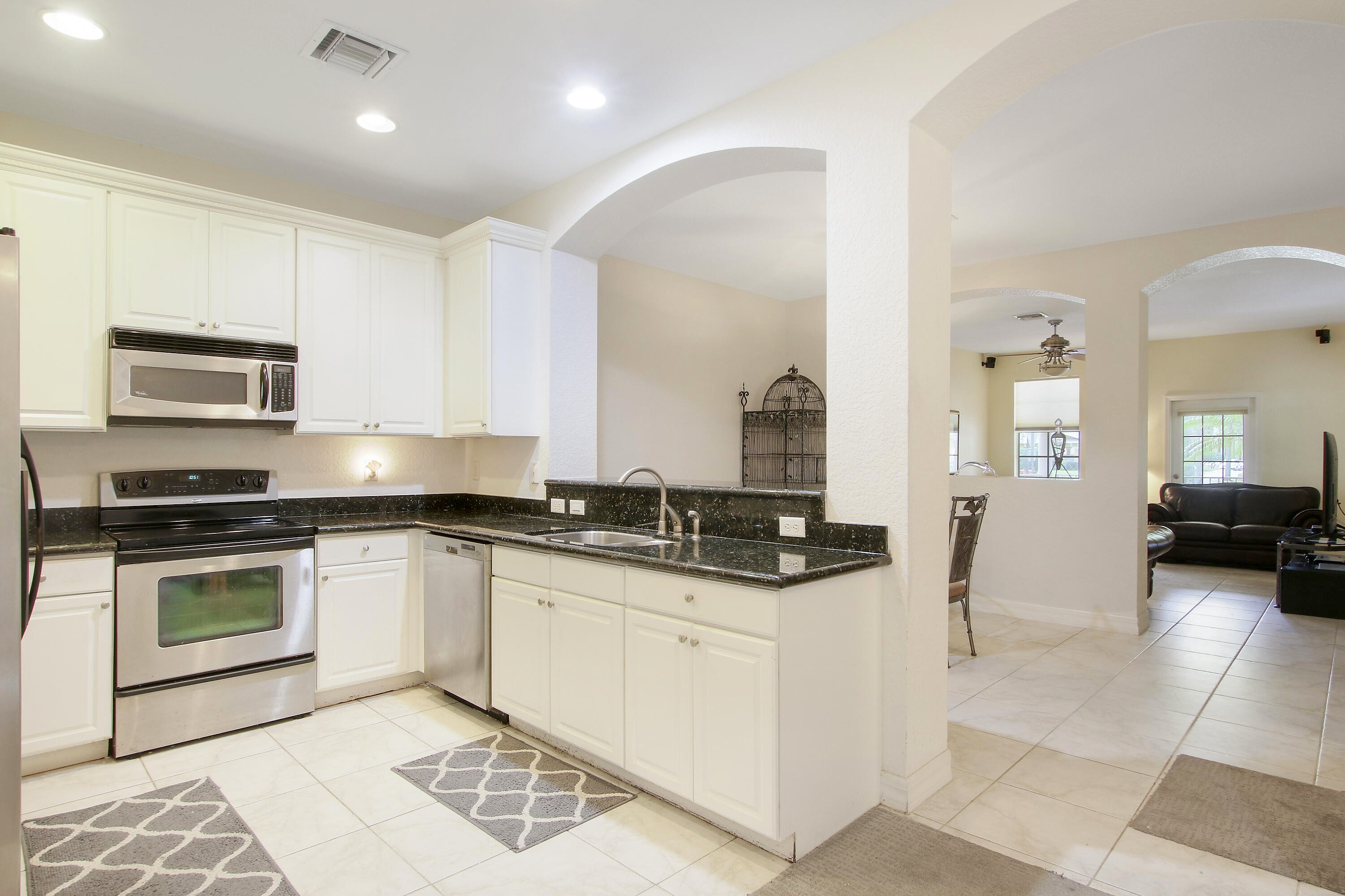 135 Seagrape Dr Unit 102  