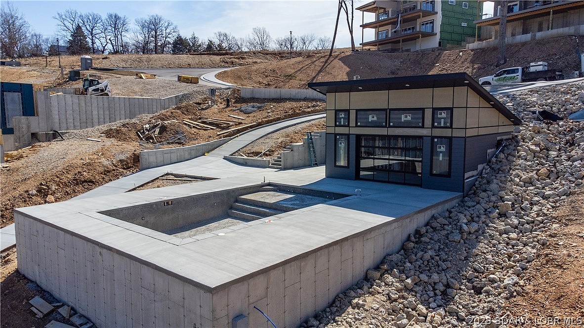 5543 Deephaven Lane Unit Lot 20  