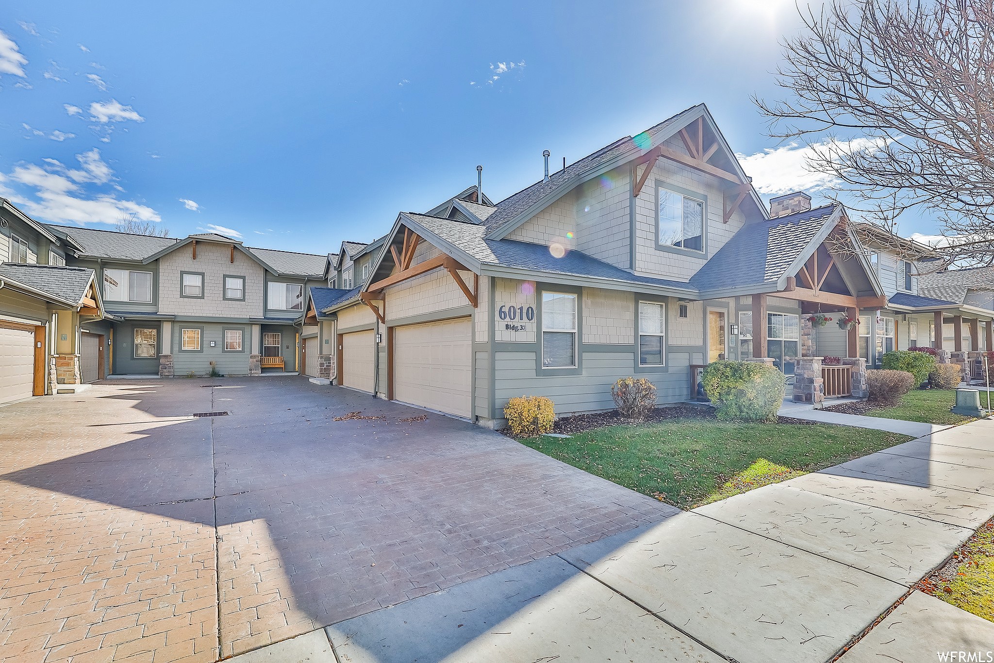 6010 Fox Pointe Cir Unit B2  