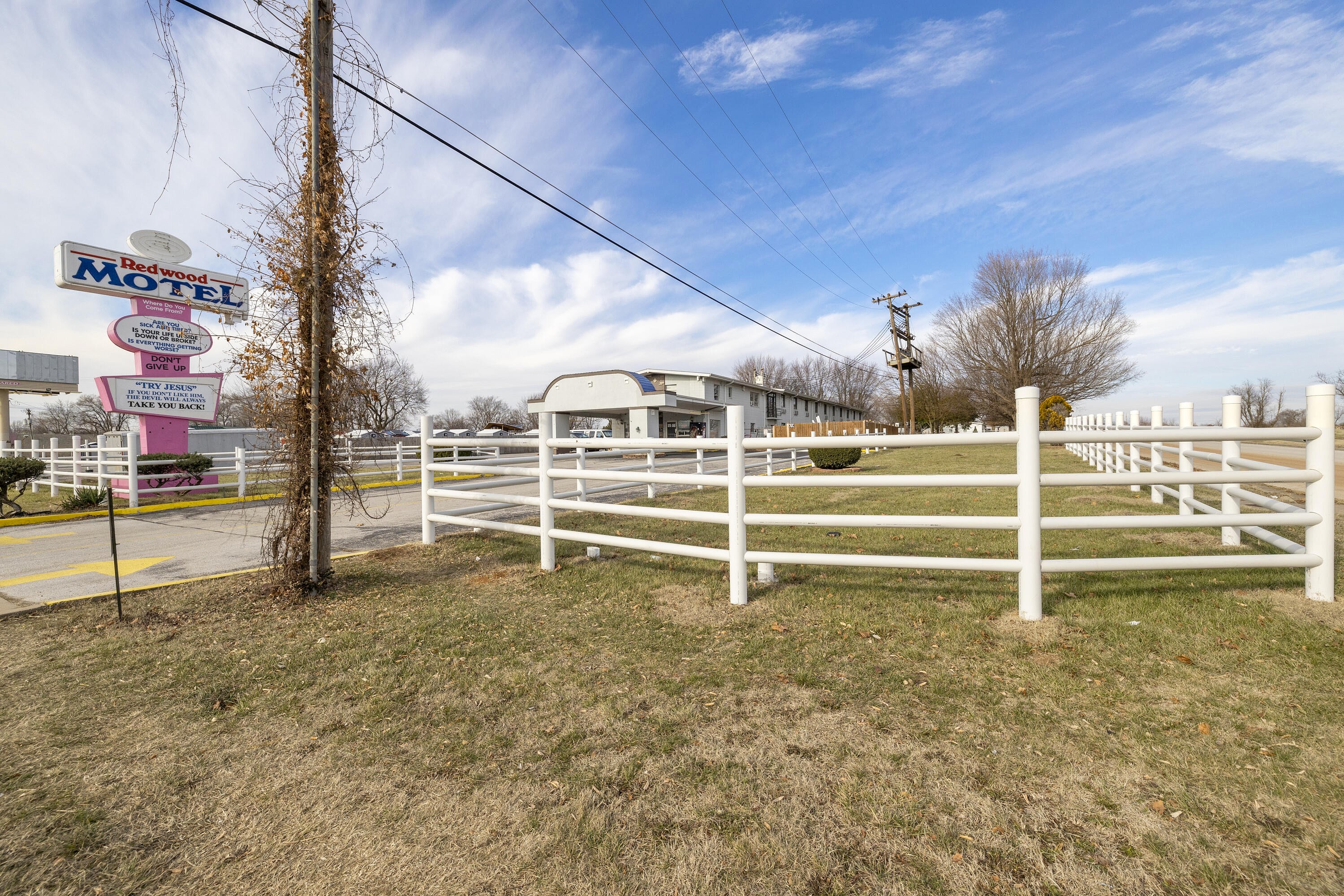 3811 West Chestnut Expy  