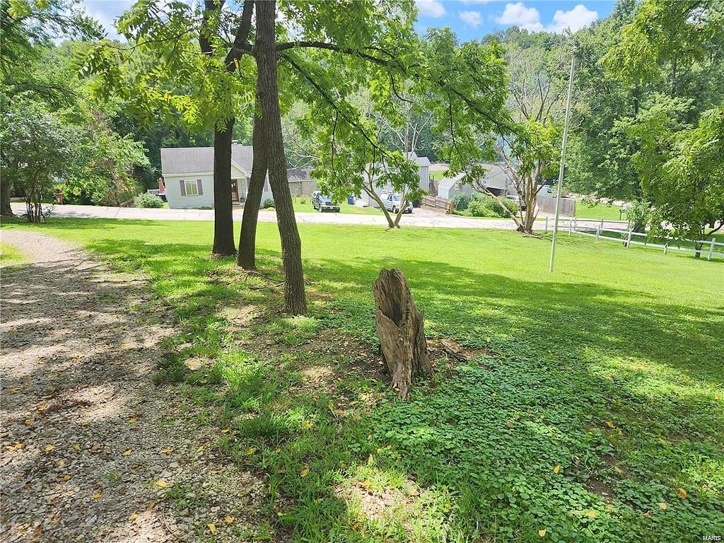 13339 ROSEBANK LN