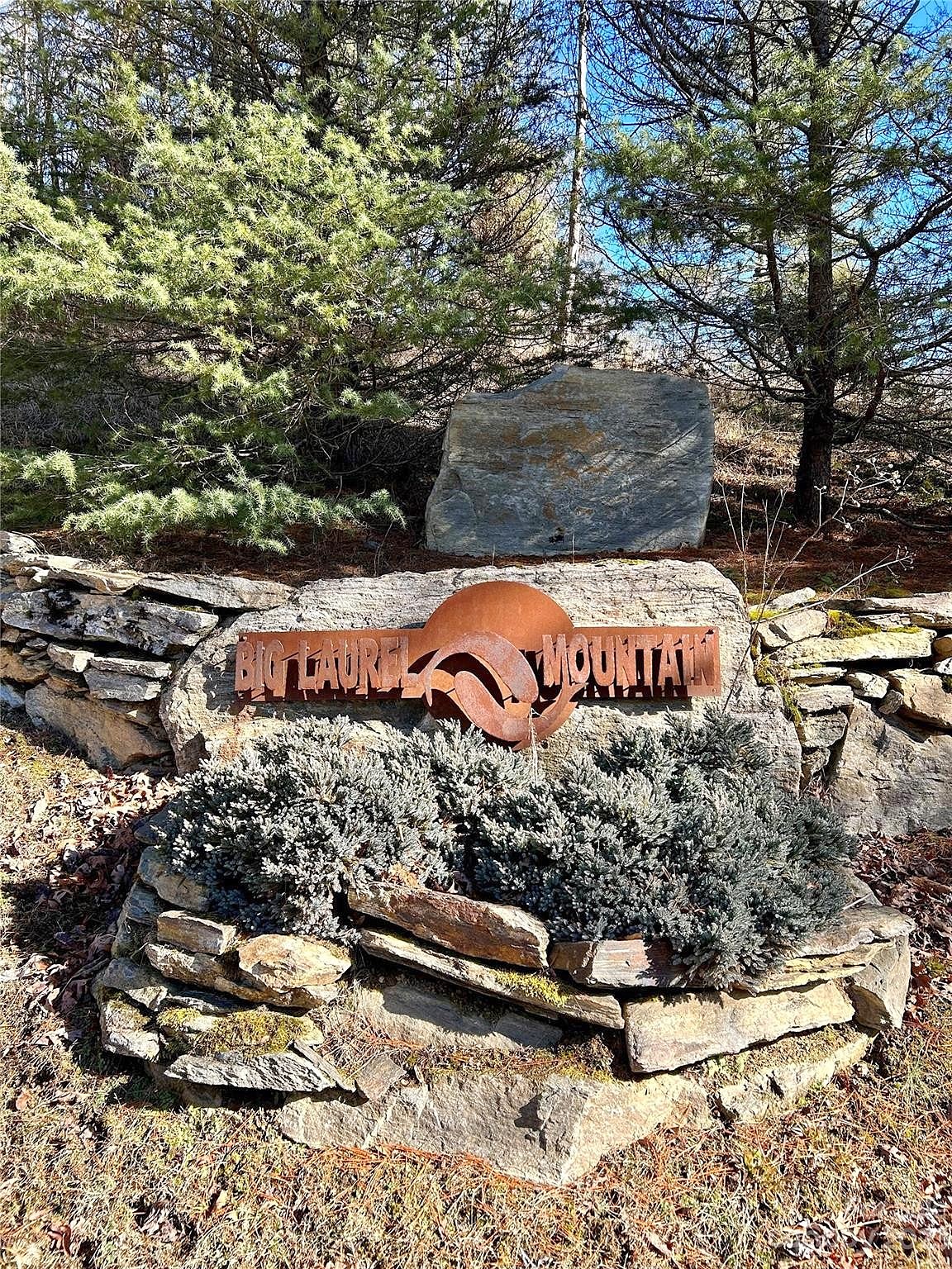 9999 Sunnyside Drive Unit 13 14  