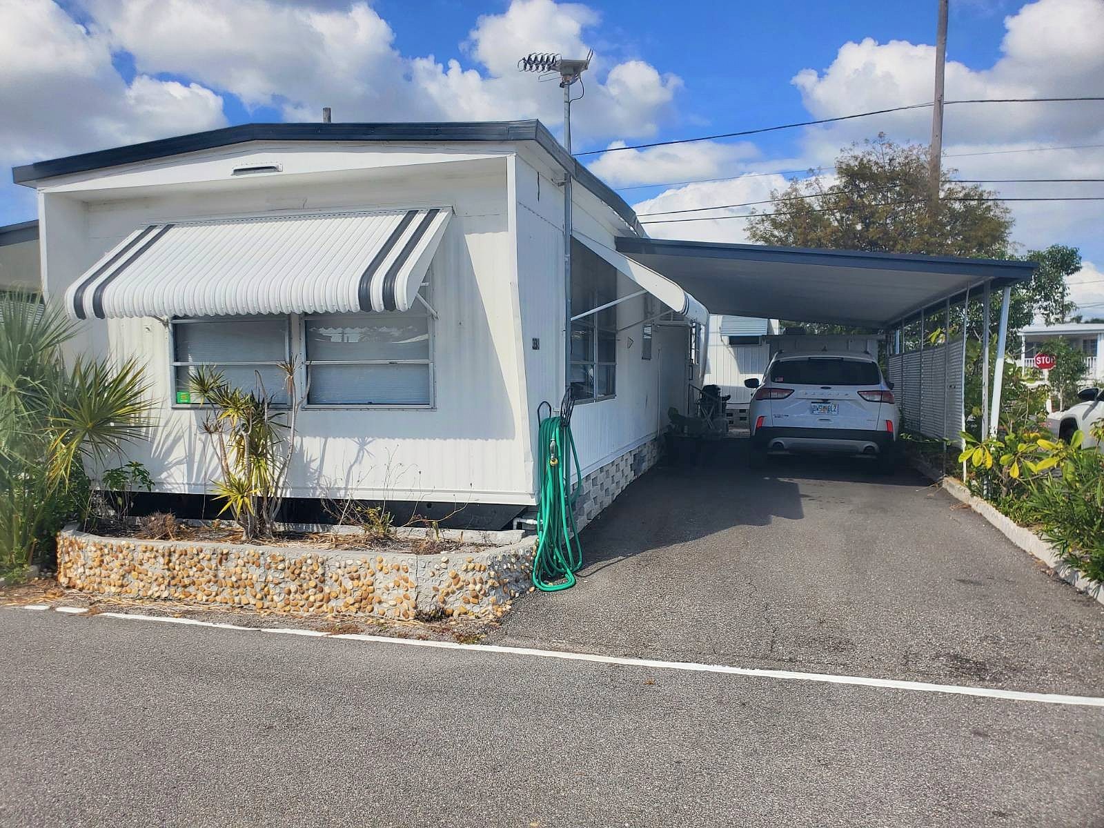 4125 Park St N Lot 335  