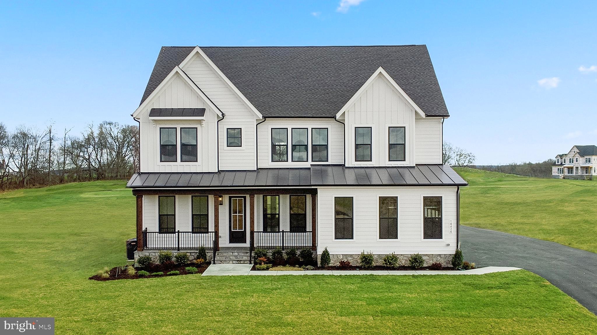 36 Silver King Cir Unit BARLEAU