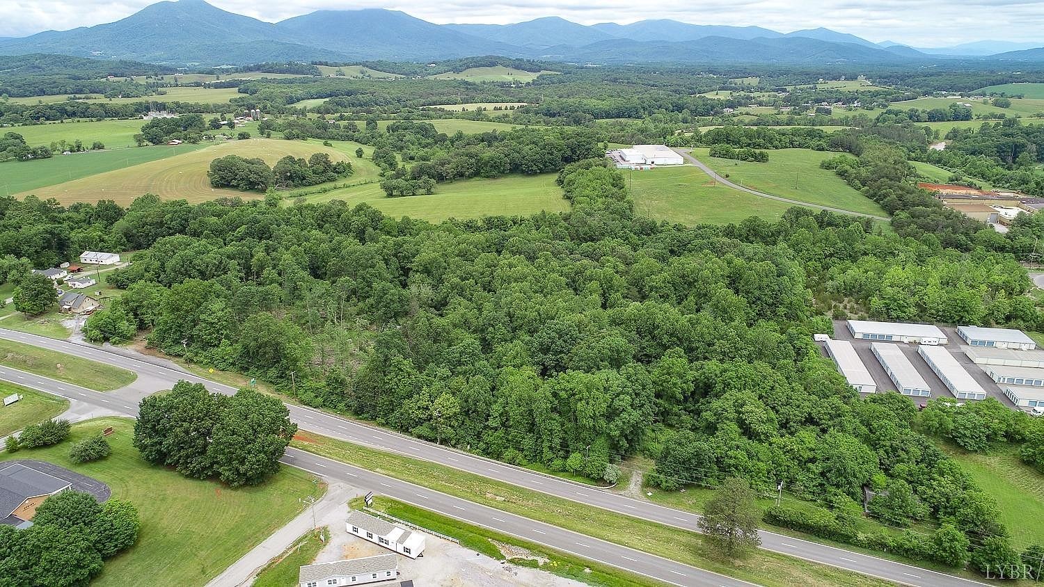 1083 W LYNCHBURG SALEM TPKE