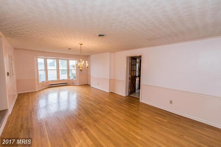 5730 Crosby Rd  