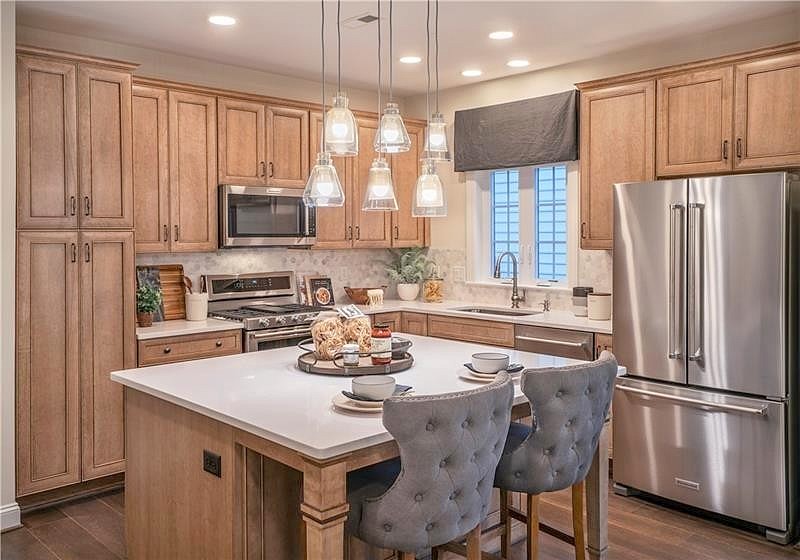 101 Patriot Lane - ADAMS  