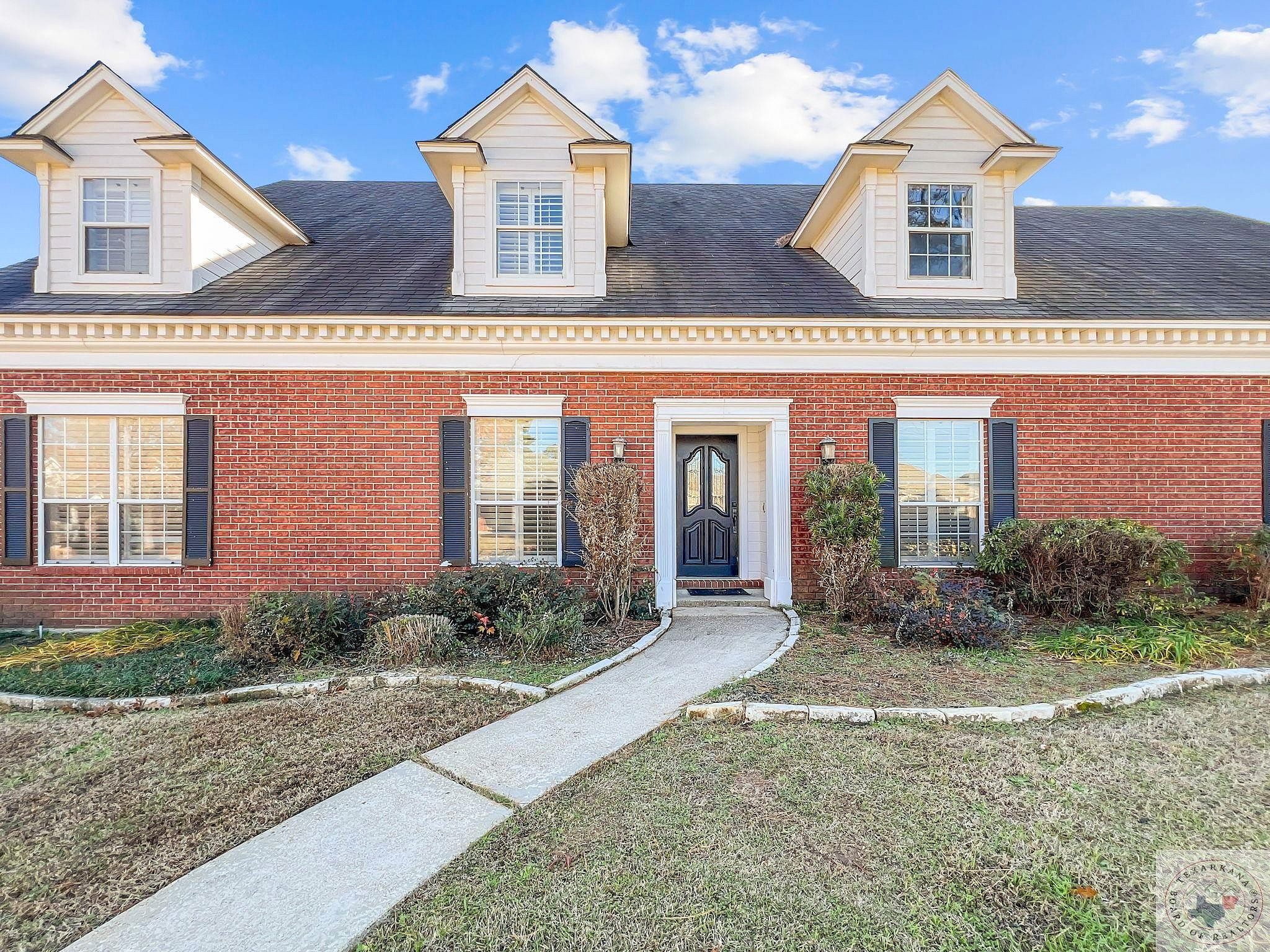 3418 Williamsburg Ln