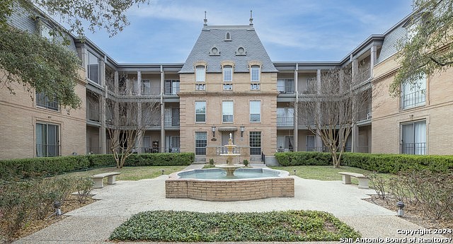 7709 BROADWAY Unit 212  