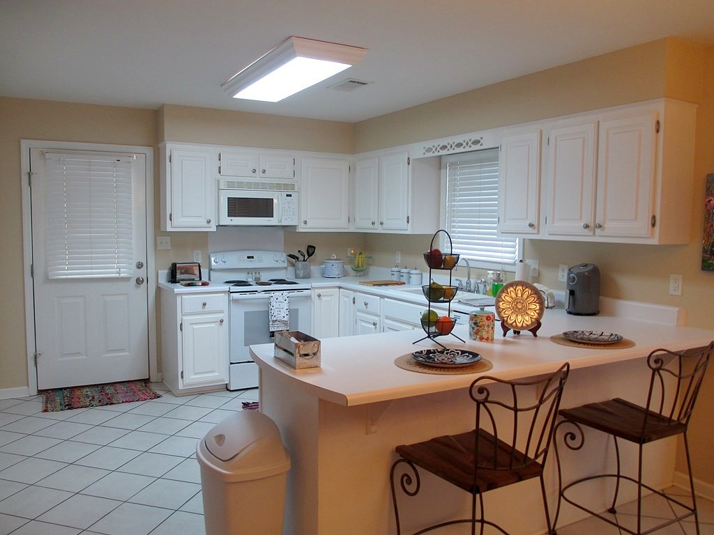 111-139 Cedar Rdg Dr  