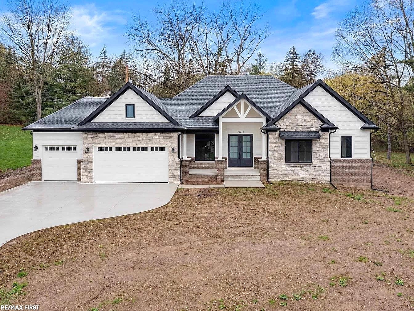 75553 ELK HORN DR  