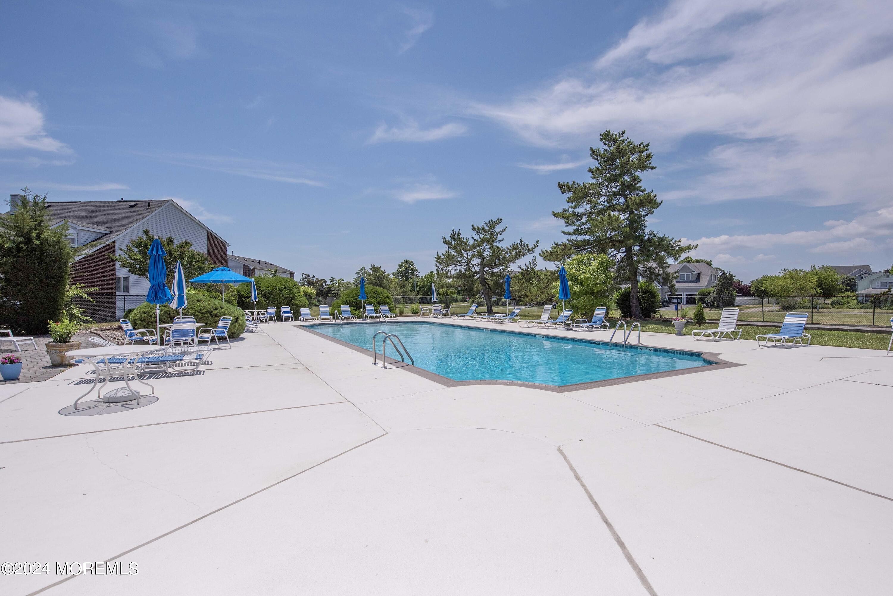 25 Meadow Ave Unit 90  