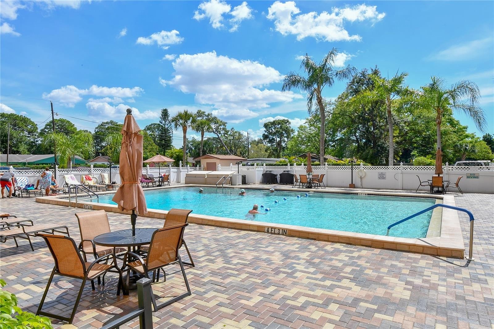 2901 26th St W Unit 701  