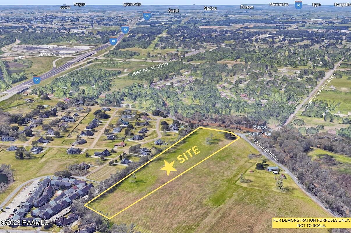 1000 BLK LAJAUNIE RD  