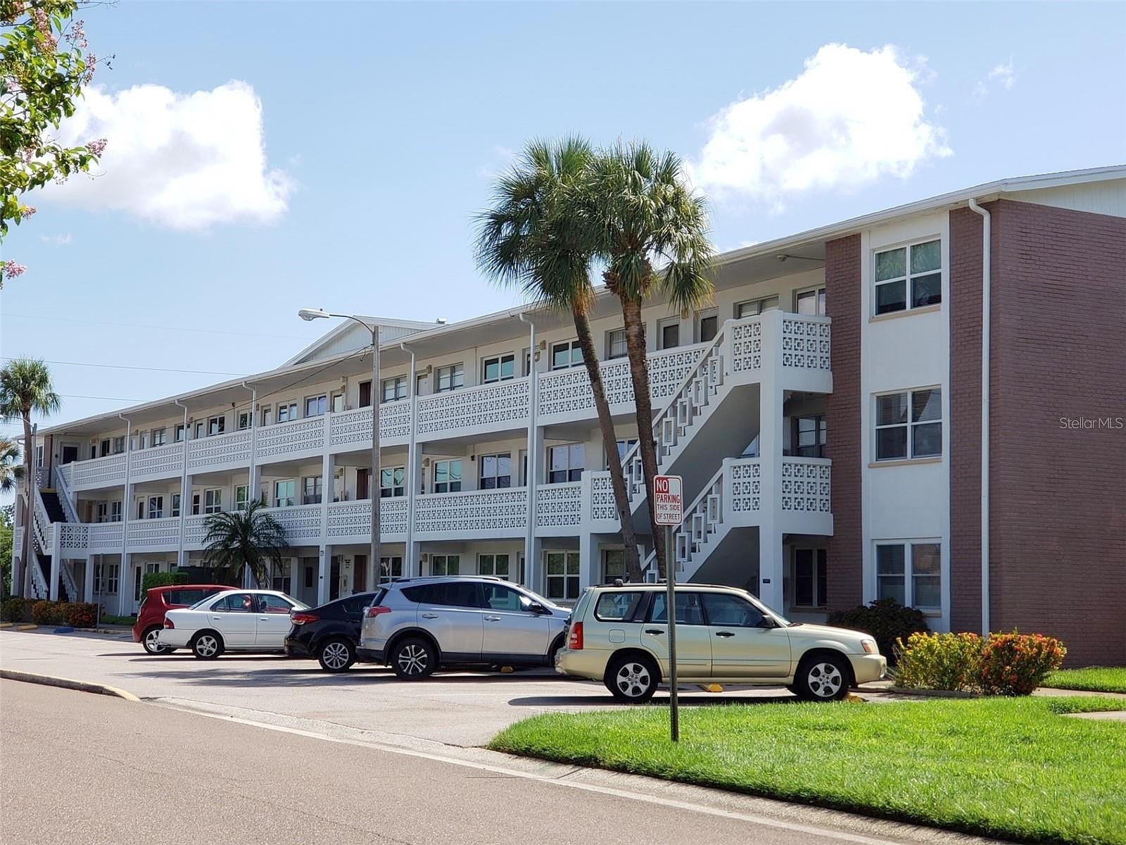 7770 DR MARTIN LUTHER KING JR ST N Unit 307  