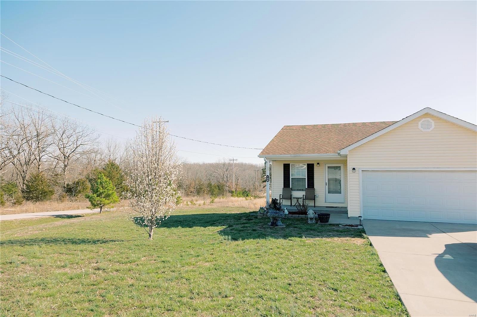 108 E Cedar Ln  