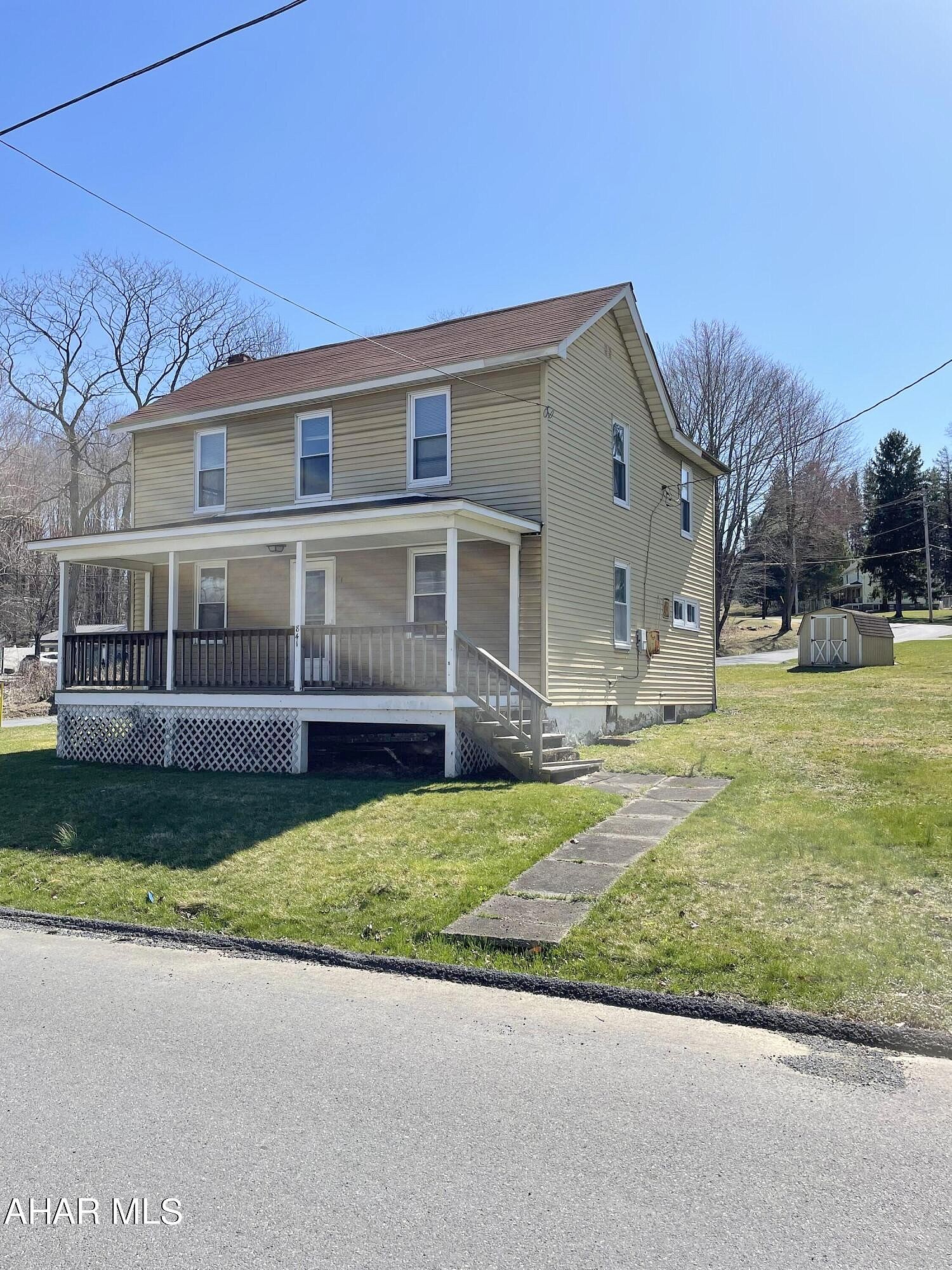 1148 MAIN ST