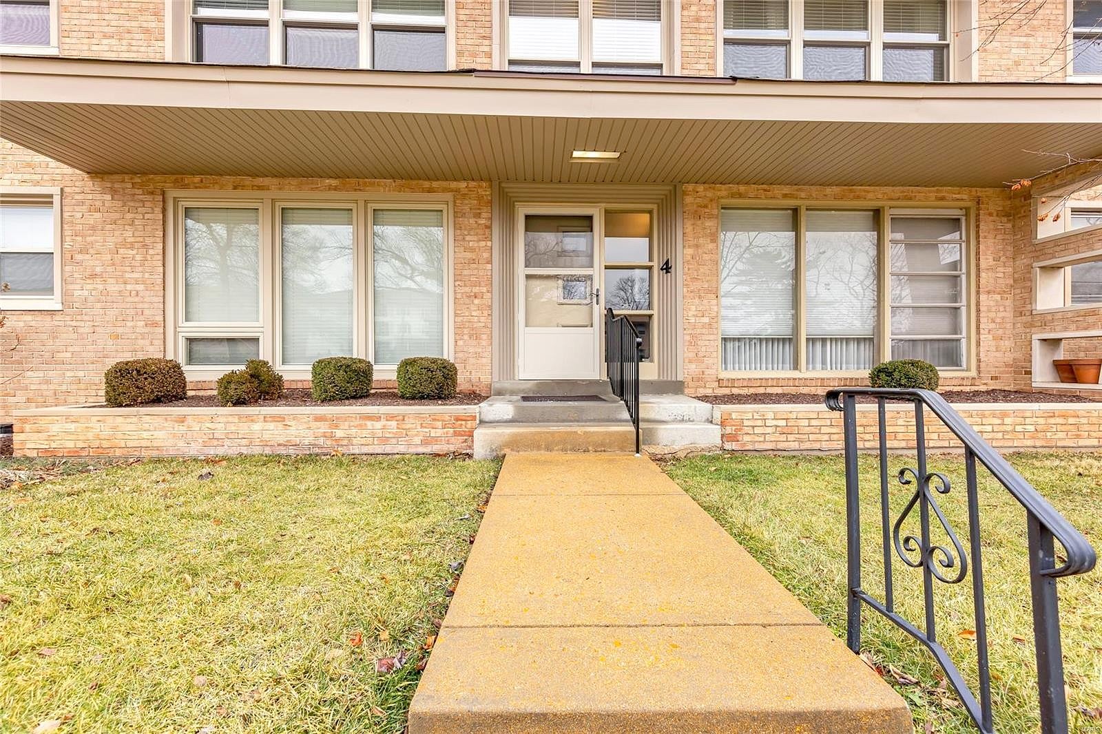 4 Delcrest Ct Unit 201  