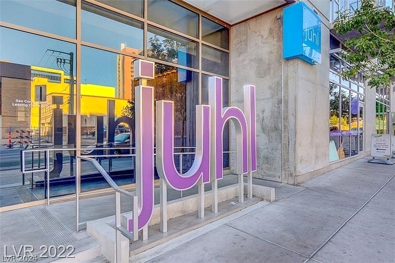 353 E Bonneville Ave Unit 802