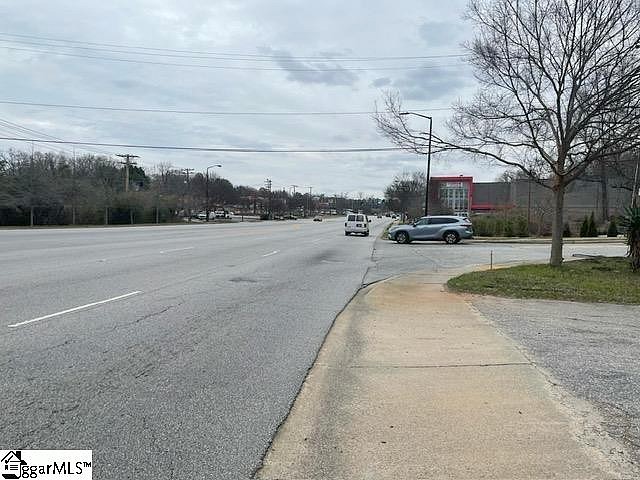 00 Wade Hampton Blvd  