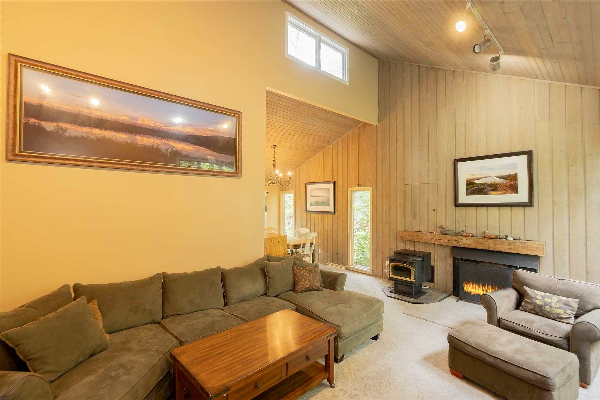 107 Miller Hl Dr  