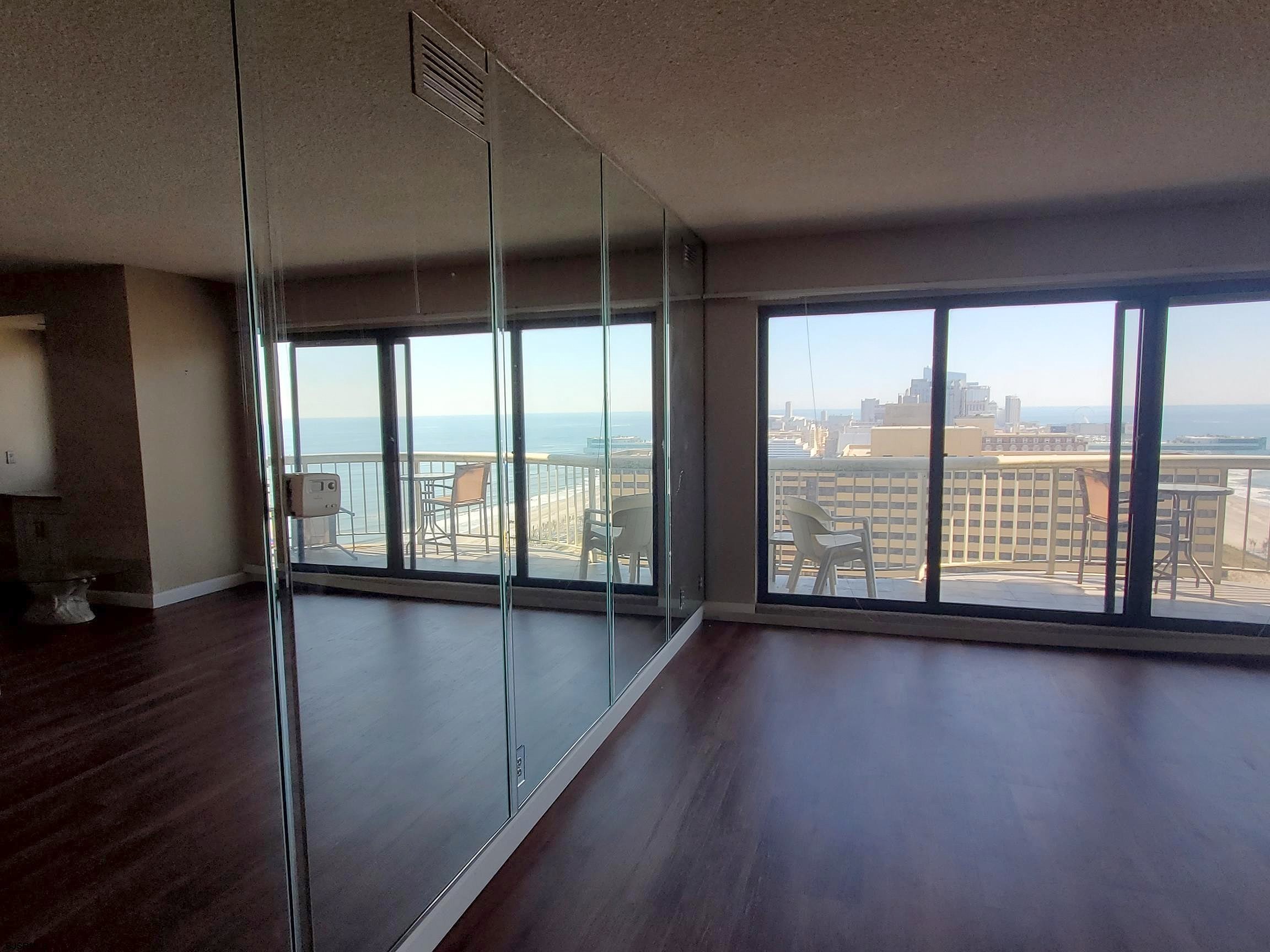 3101 Boardwalk Unit 27011  
