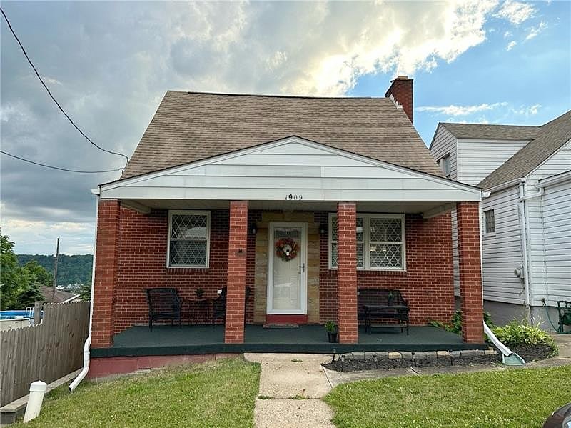1909 KIMBALL AVE  