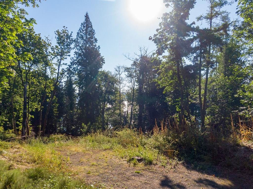 7099 Wilson Creek Rd SE