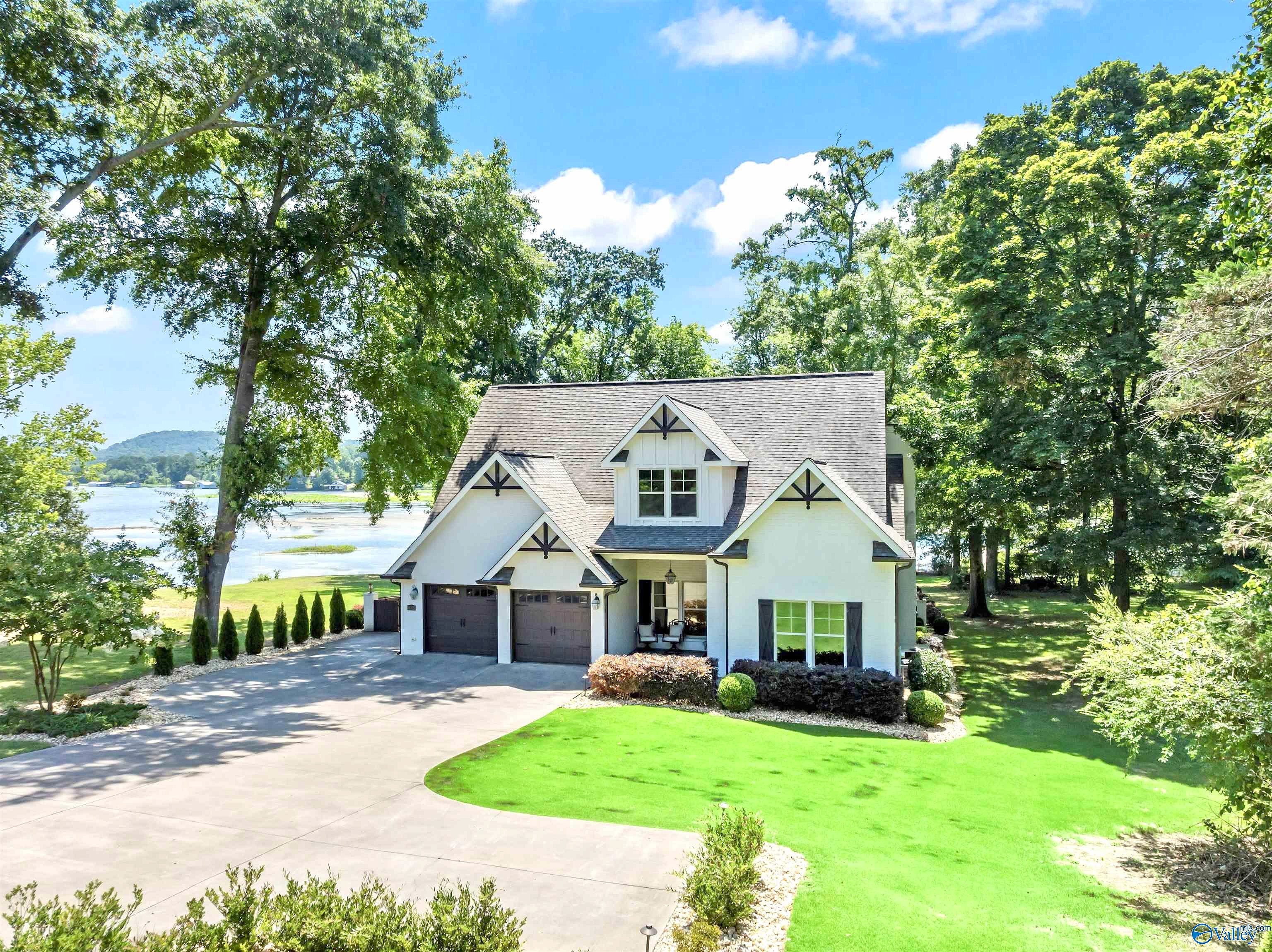 4005 Alabama Highway 79 S  