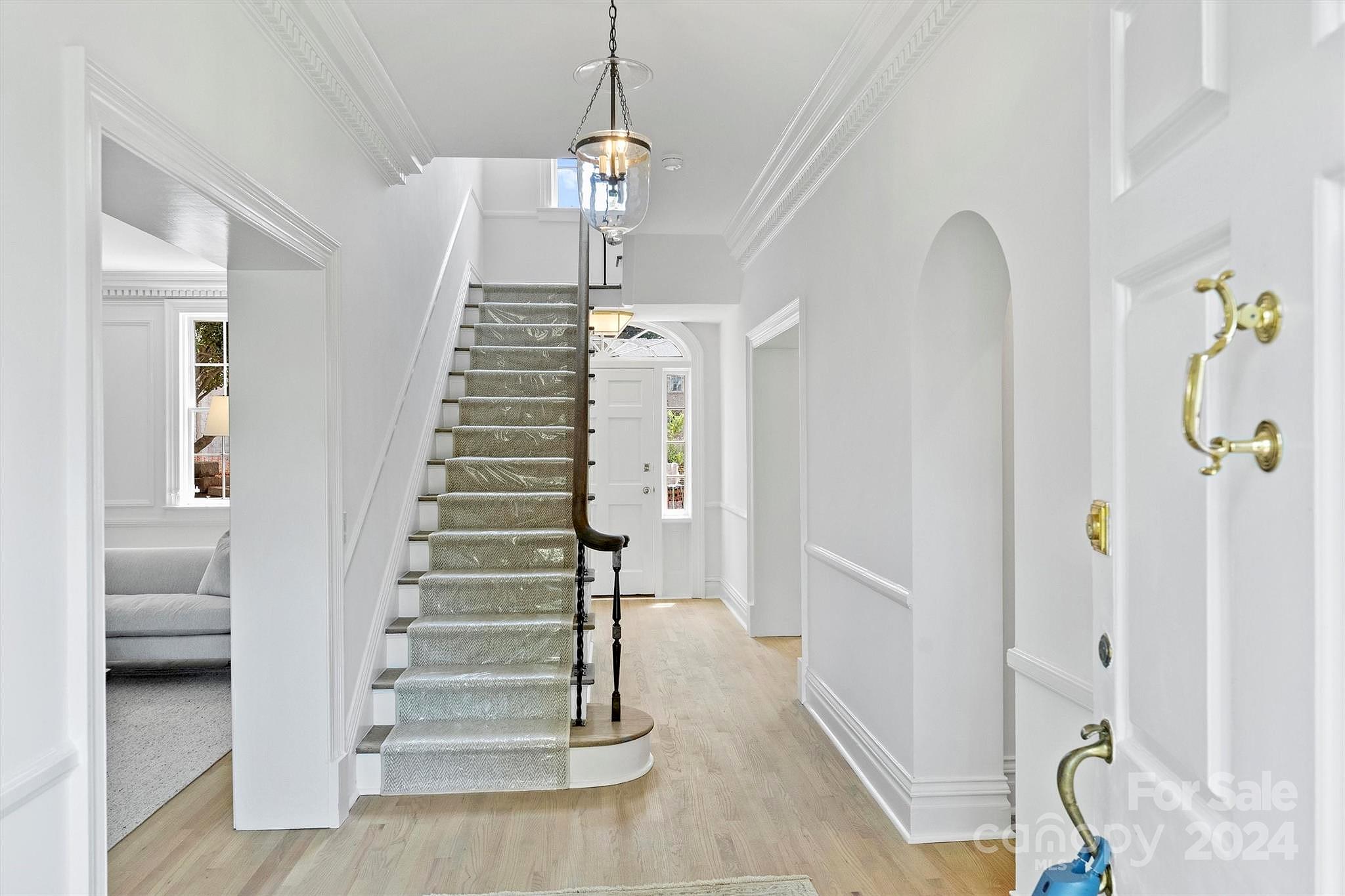 2400 Mecklenburg Ave  