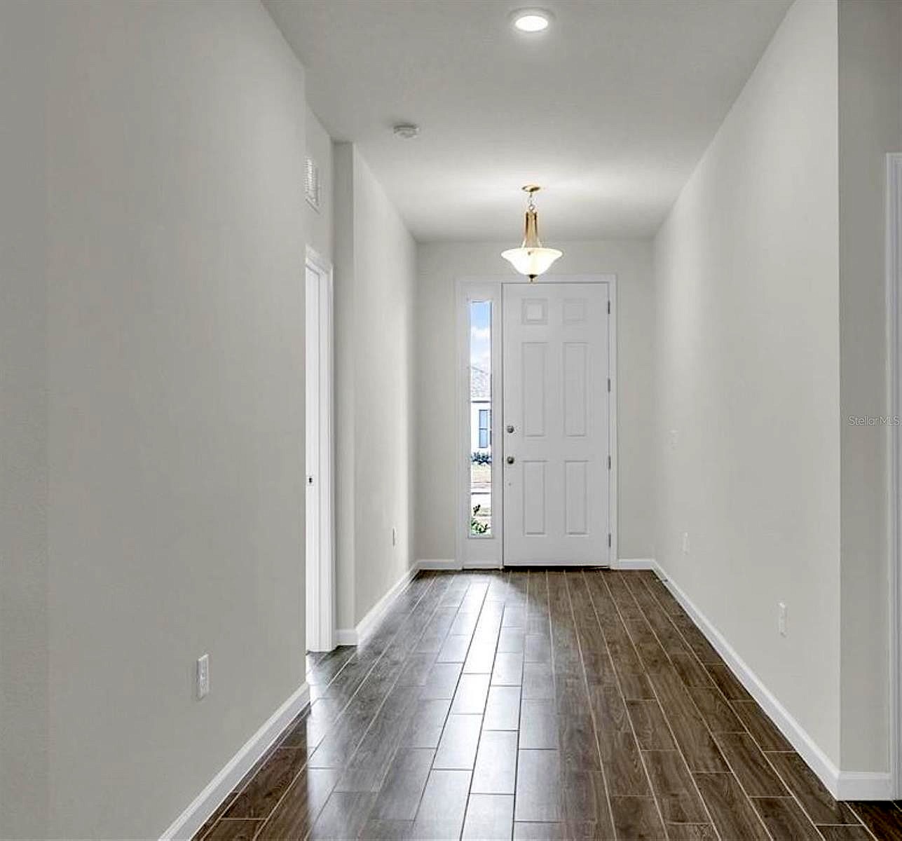 314 Bottle Brush Trl  