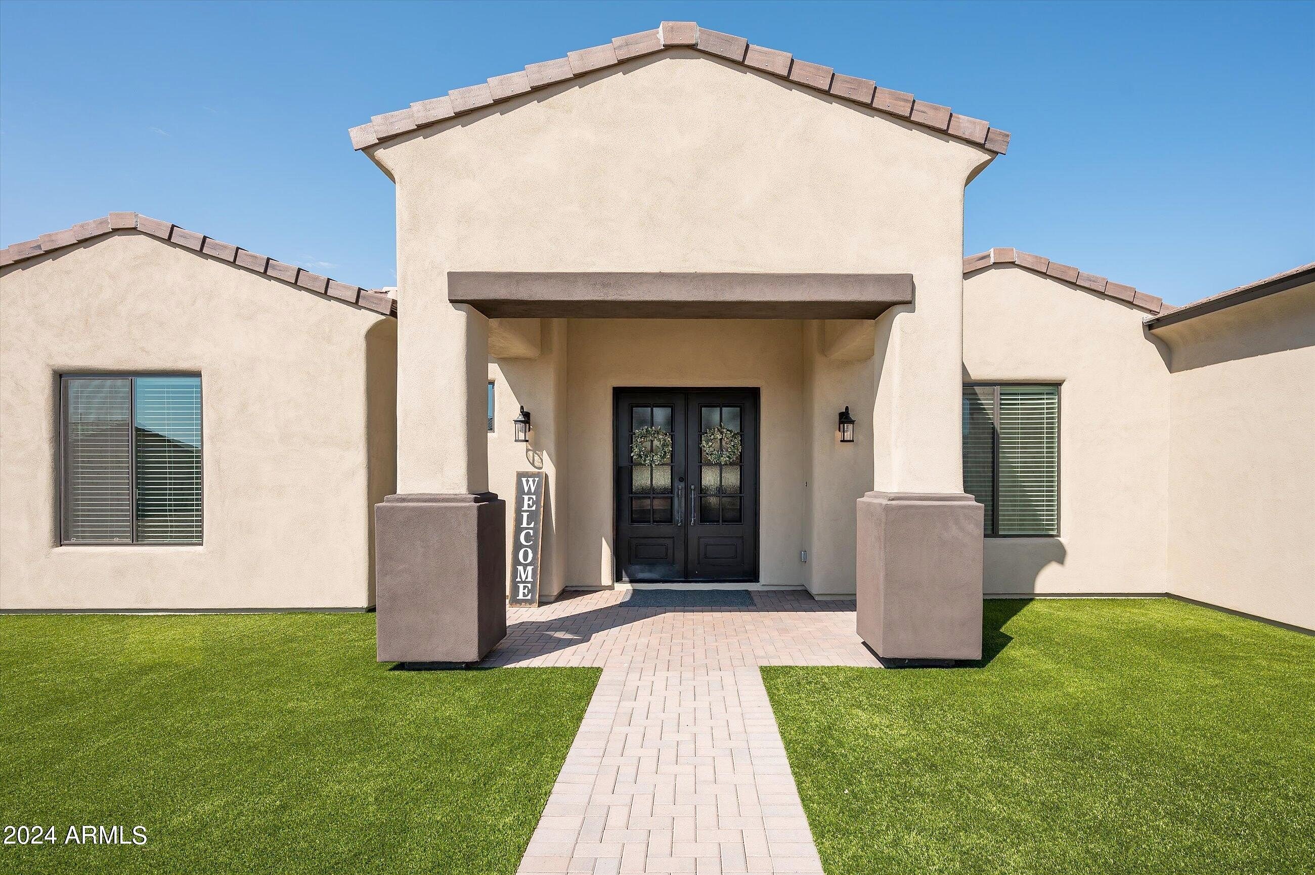 2133 W TANYA Trl  
